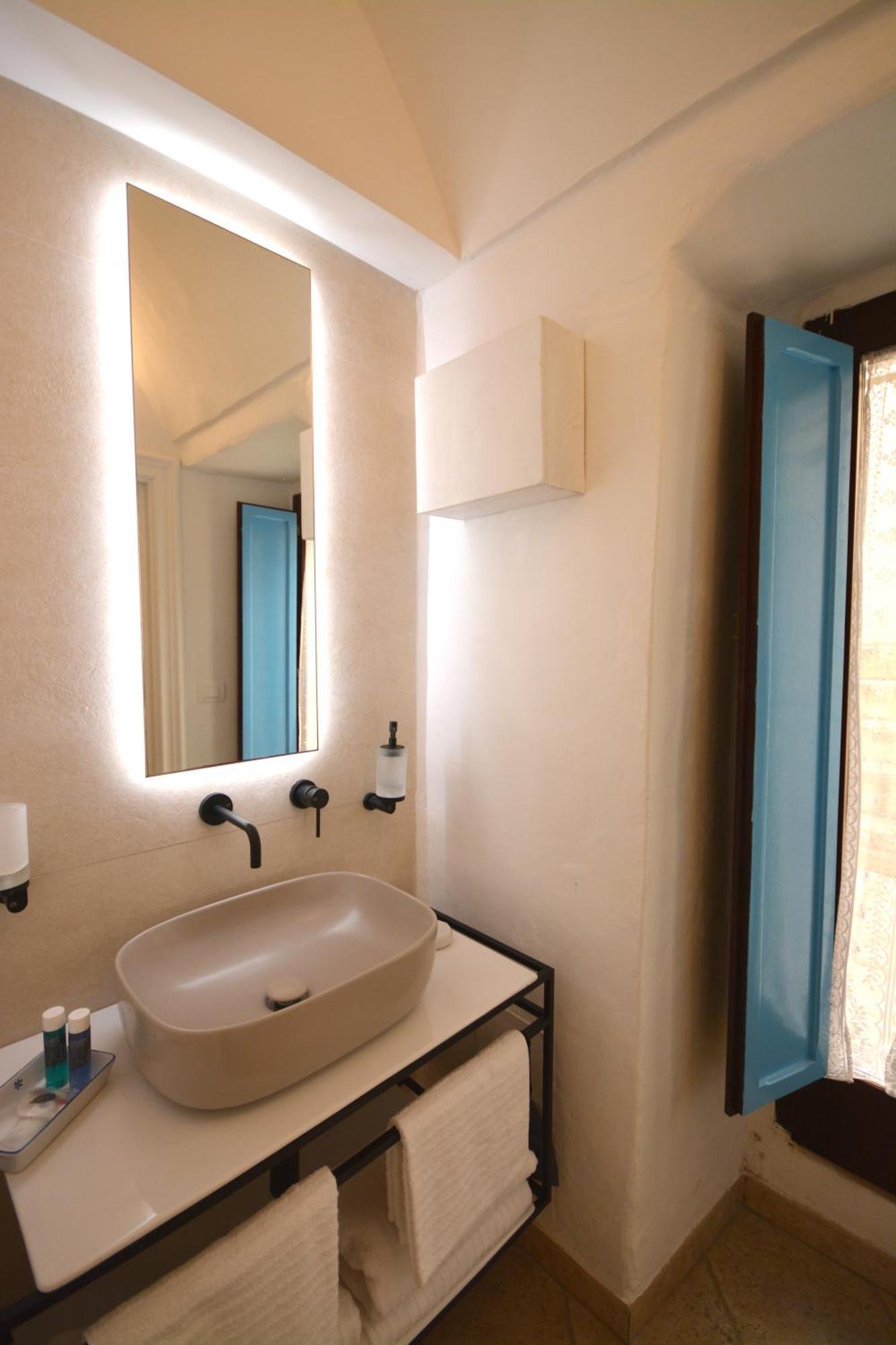 B&B Palazzo Del Capitolo - By I Bastioni San Domenico Gallipoli Ngoại thất bức ảnh